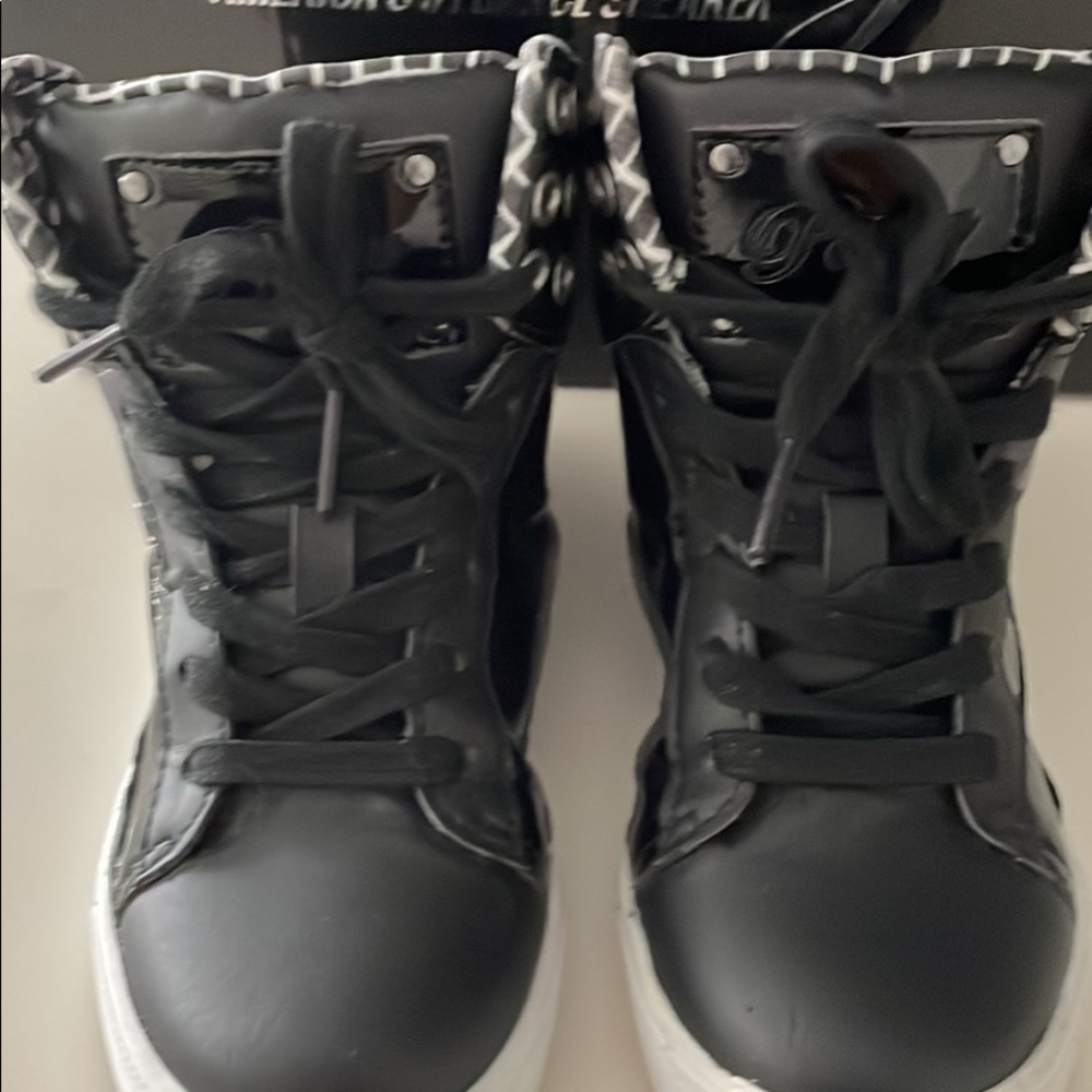 Pastry Pop Tart Grid - Girls Size 11